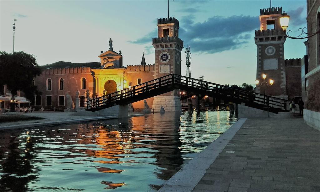 Appartamento Calle Dei Preti Venecia Exterior foto