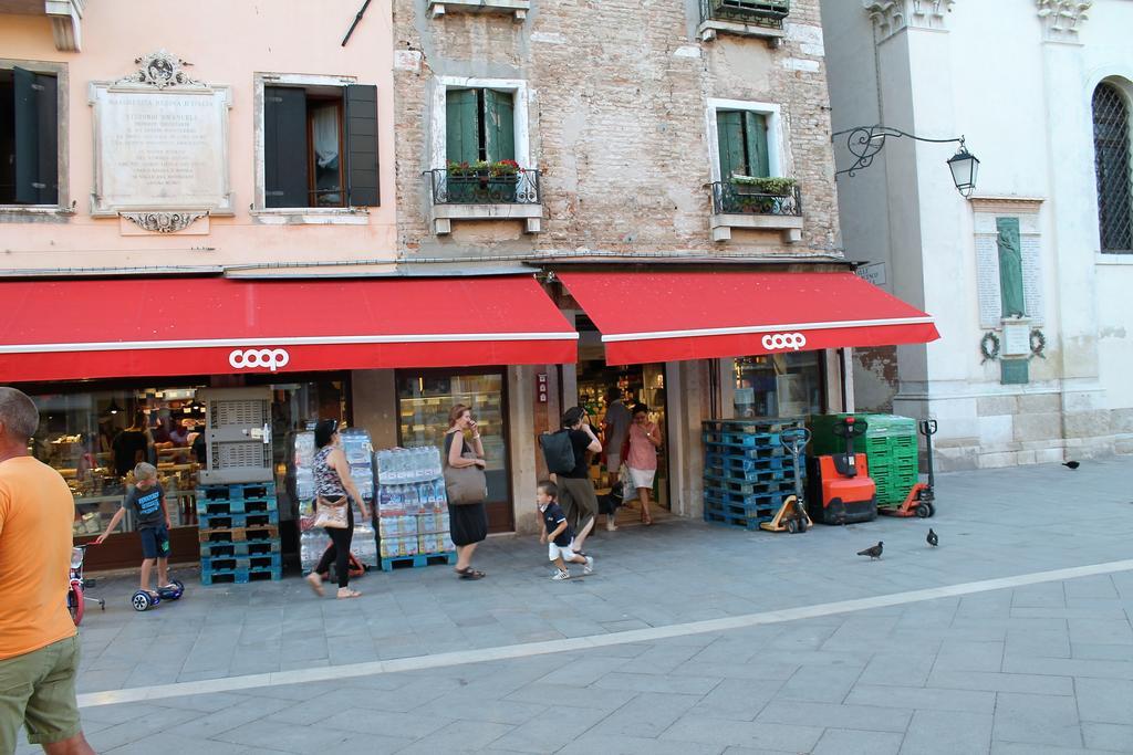 Appartamento Calle Dei Preti Venecia Exterior foto