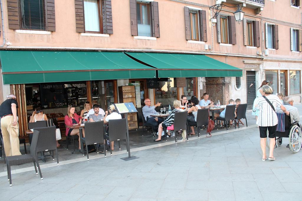 Appartamento Calle Dei Preti Venecia Exterior foto
