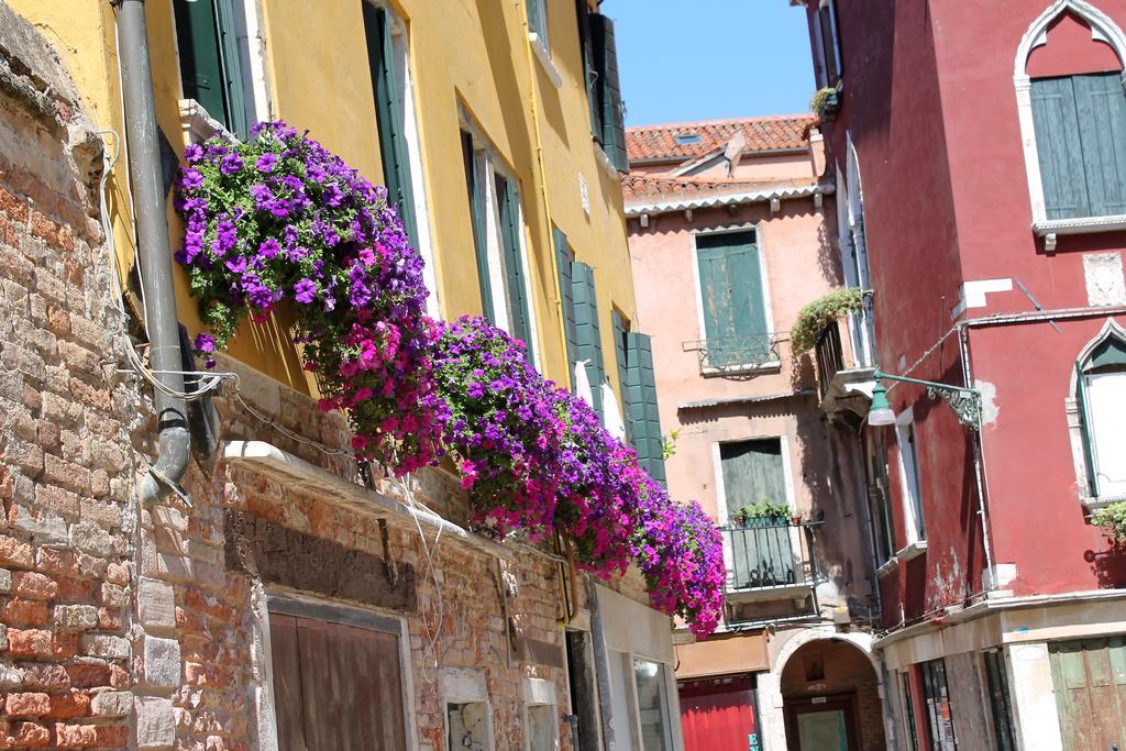 Appartamento Calle Dei Preti Venecia Exterior foto