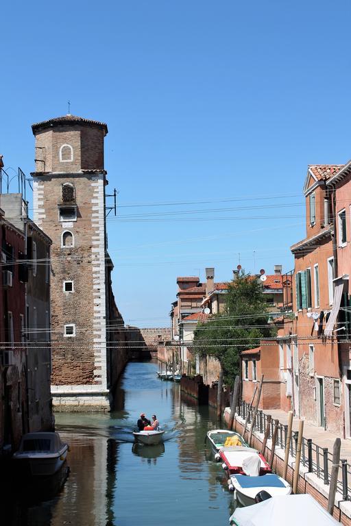 Appartamento Calle Dei Preti Venecia Exterior foto