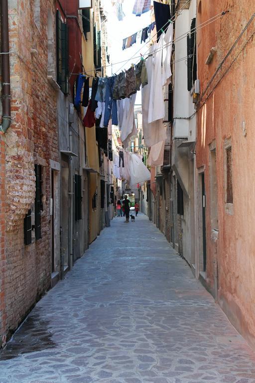 Appartamento Calle Dei Preti Venecia Exterior foto